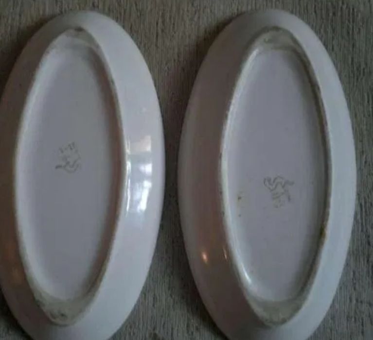 Продам фарфоровые селёдочницы времён СССР