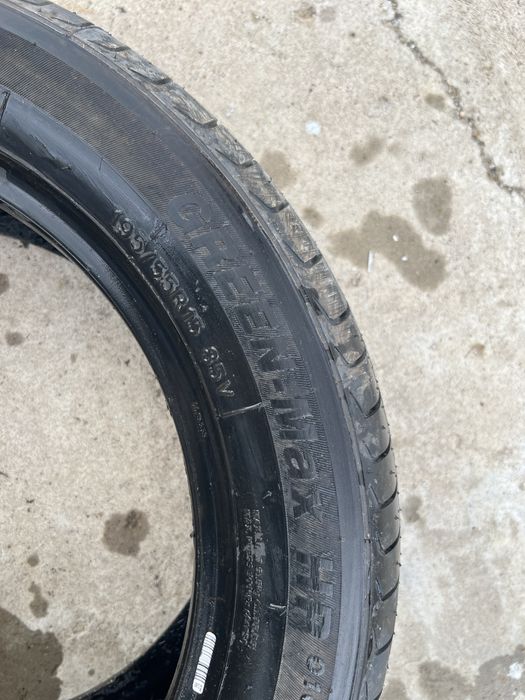 Продам шины на 15