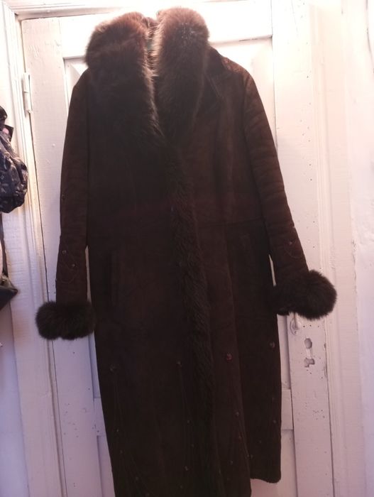 Продам женскую дубленку