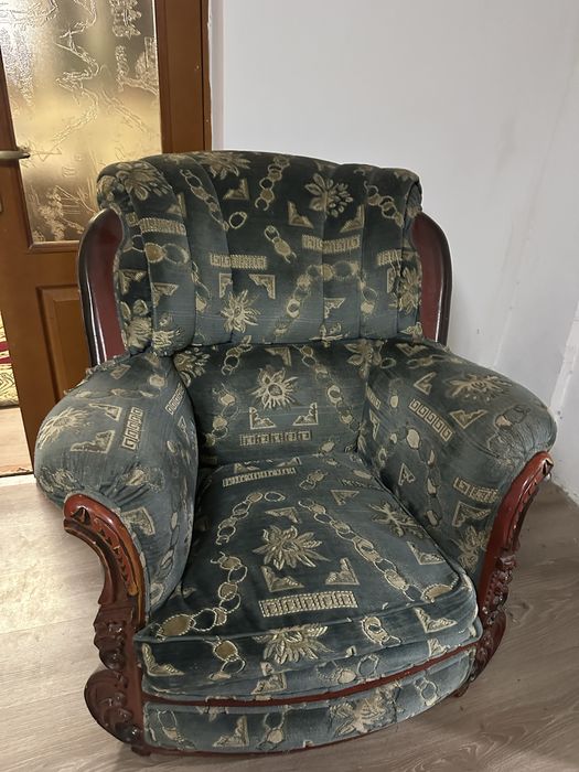 Продам диван б/у