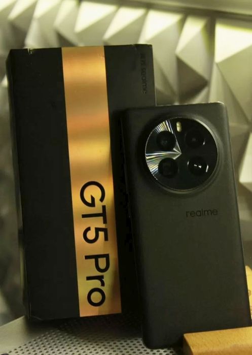 Realme gt5 Pro black