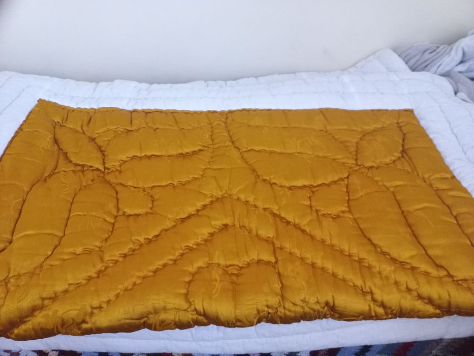 Подарявам юрган три броя