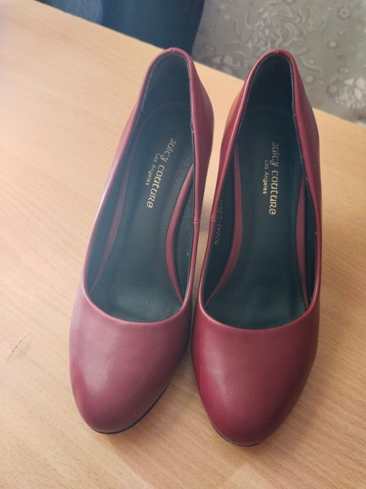 Продам туфли женские