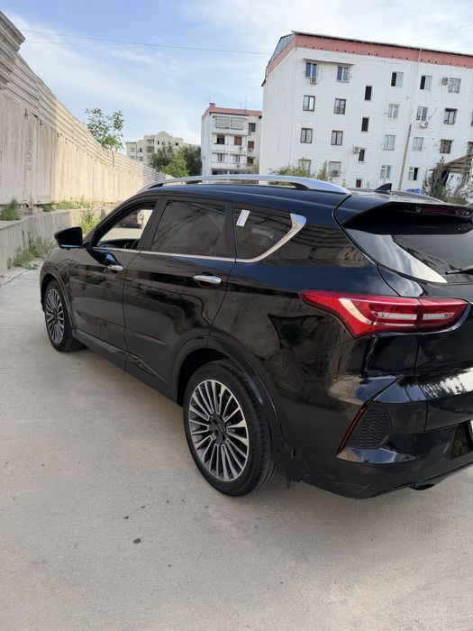 Jetour X70 2023 — 4