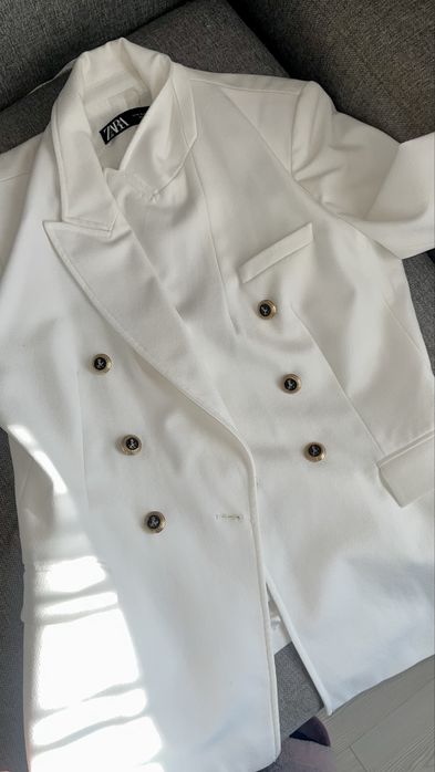 Sacou elegant Zara cu butoni XL