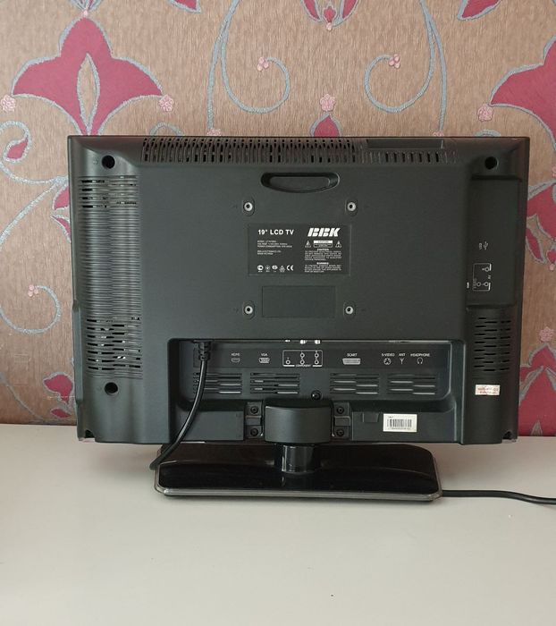 Телевизор ВВК 19