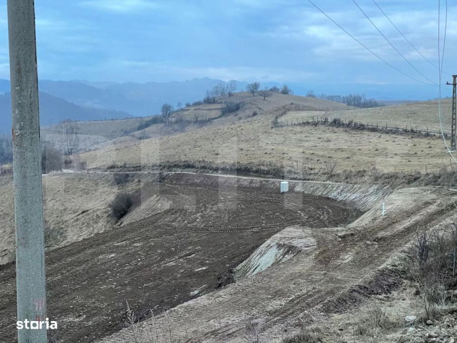 Teren 5200 mp cu view spectaculos Ponor | ideal turistic | langa Belve