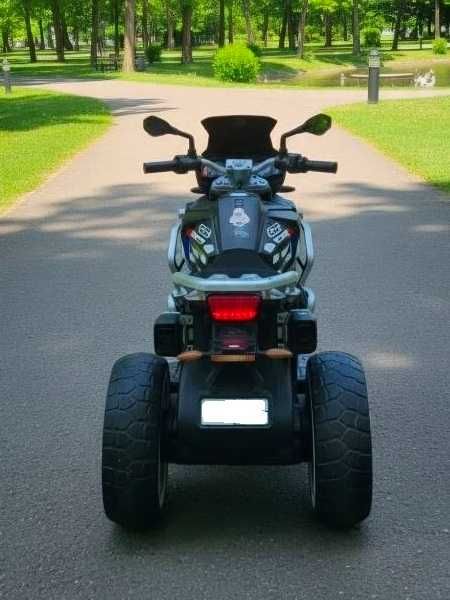Продается детский трицикл BMW R1250 dubai
