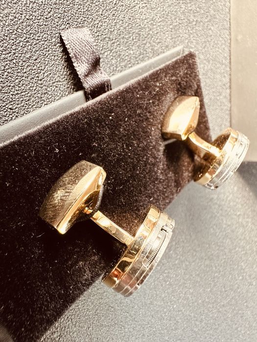 Ръкавели за риза от часовници дизайнерски