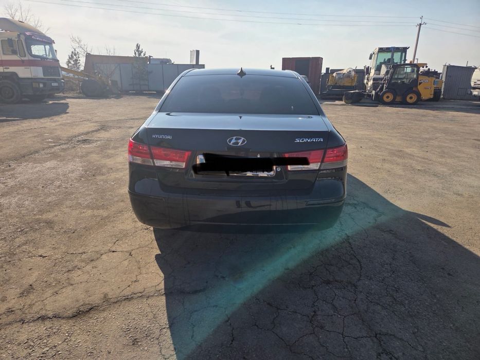 Продам машину hyundai sonata