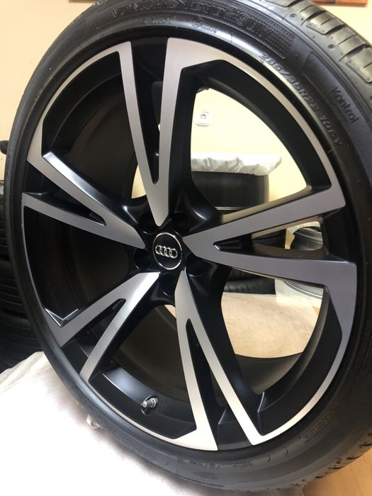 Jante Originale Audi SQ 7 pe 22cu anvelope Hankook