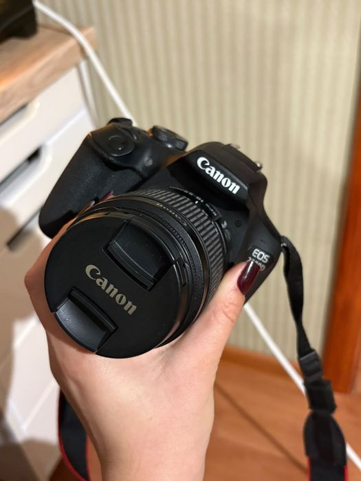 Canon EOS 2000D EF-S 18-55mm III Kit