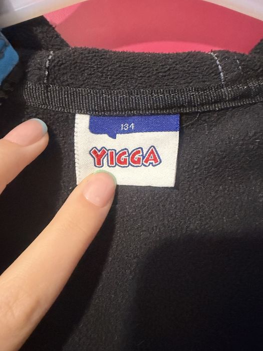 Geacă Softshell YIGGA – Design Geometric & Interior Călduros