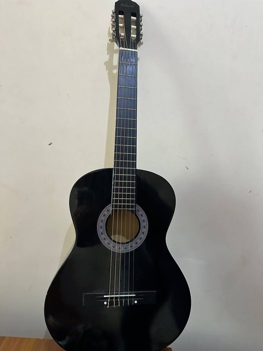 Gitara holati yaxshi