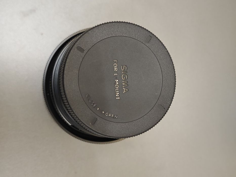 Продам объектив Sigma 35mm f2 DG DN L-Mount