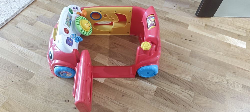 Детска музикална количка Fisher Price