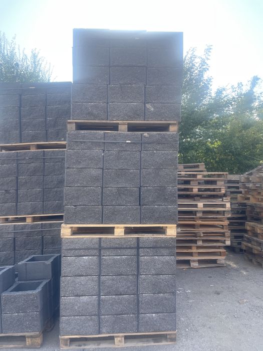 Сплитерный блок рваный кирпич тумбы для забора