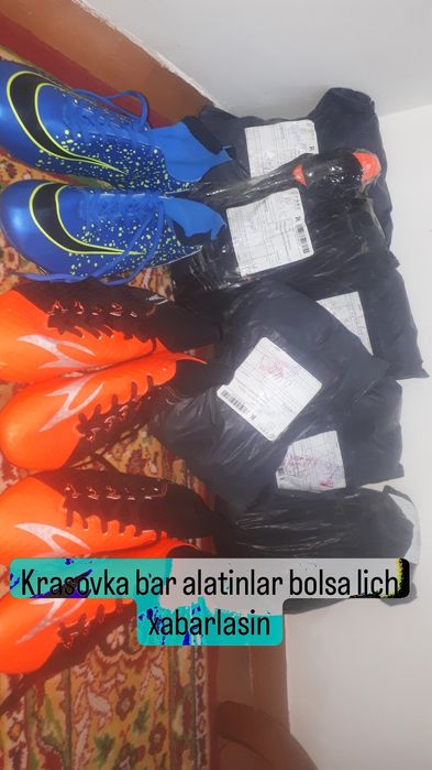 Butsi futbolistler ushin oranjevy ham siniy renleri bar pekin fabrika