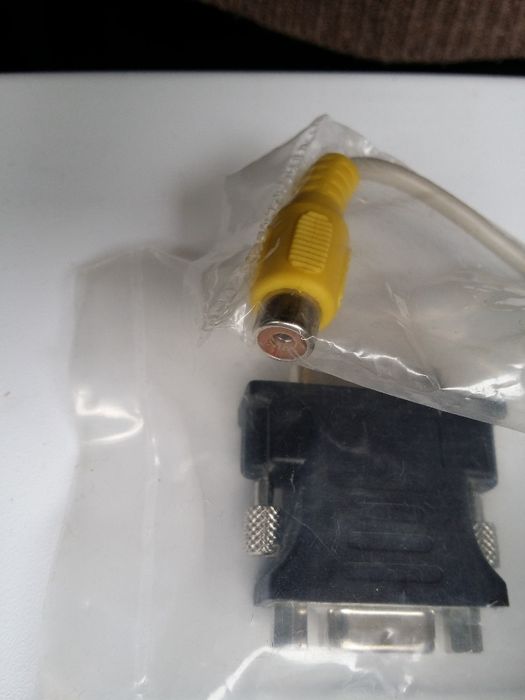 Переходники на аудио видео.