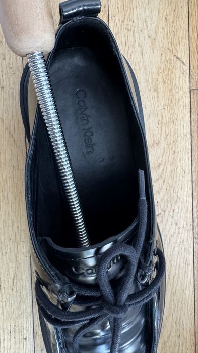 Pantofi piele lacuita Calvin Klein 44 impecabili