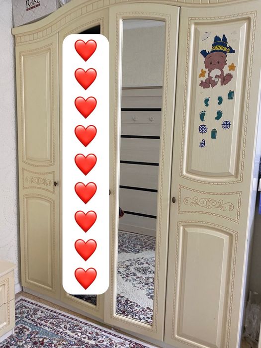 Спальный гарнитур