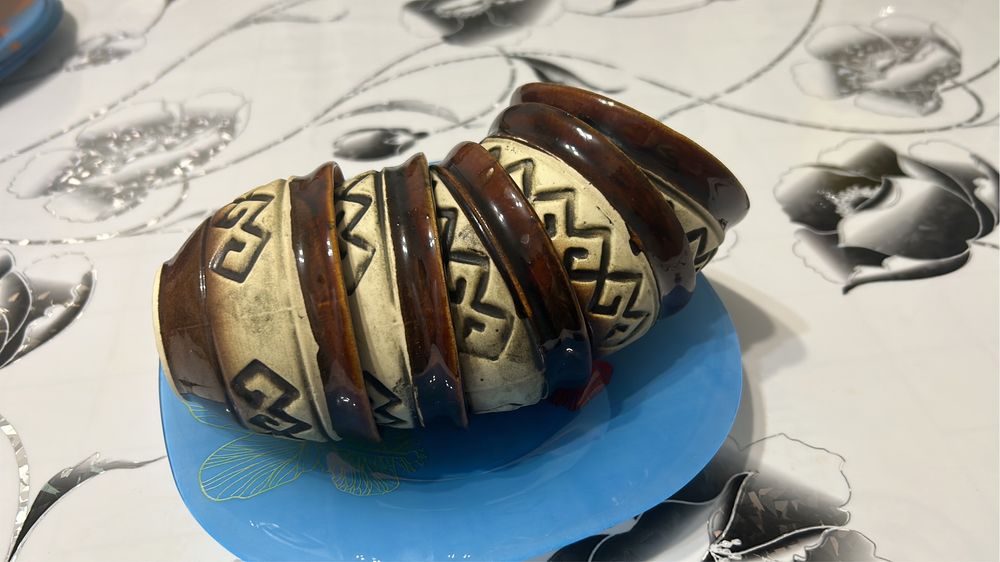 Продам тарелки, пиалы