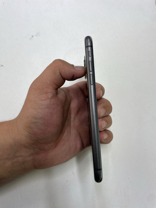 Iphone 11 (64GB) в идеальном состояний