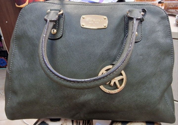 Michael Kors Cindy дамска зелена чанта