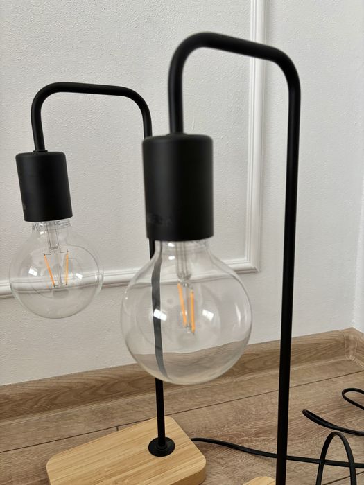 Set 2 veioze Ikea Tvarhand, becuri incluse!