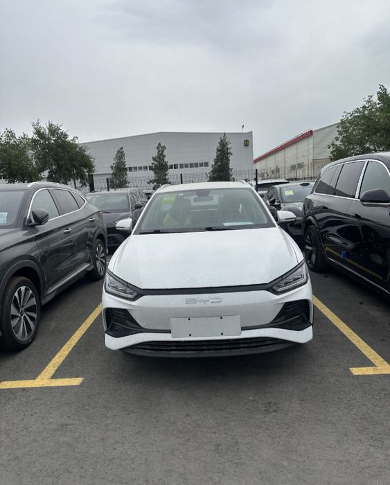 BYD e2 luxury bir yil kafolatiga ega