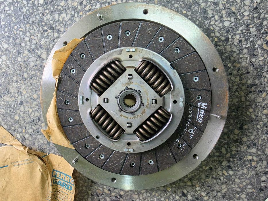 ЧИСТО НОВ Съединител Valeo 701497 за Peugeot/Citroen 1.6 HDi / 2.0 HDi
