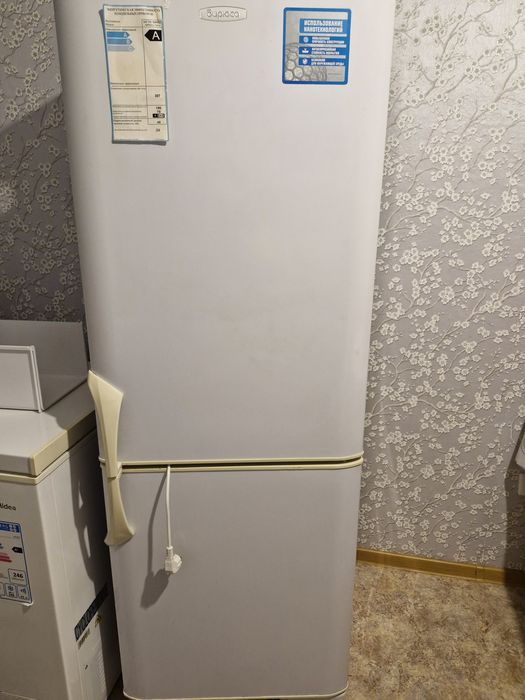 Продам холодильник