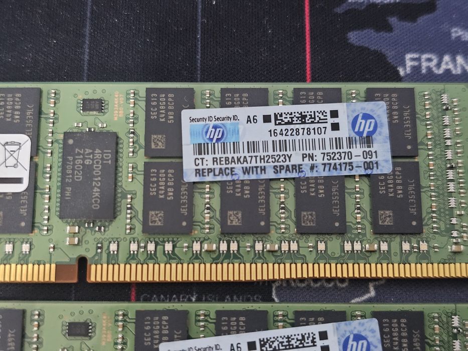 Kit 256GB RAM DDR4 ECC Registered Samsung (8 x 32GB) 2133MHz