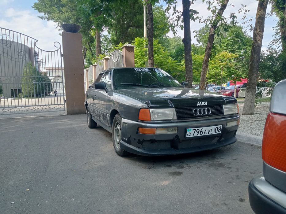 Продам Ауди 80 В 3