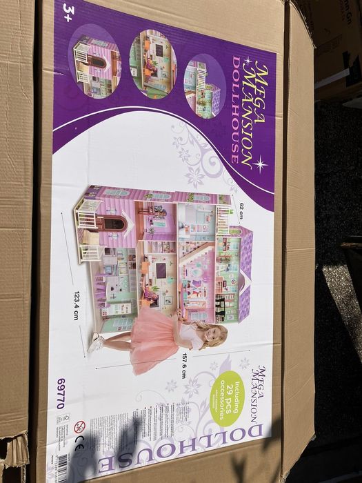 Голяма Дървена къща за кукли 157см висока 123см широка с 29 аксесоара