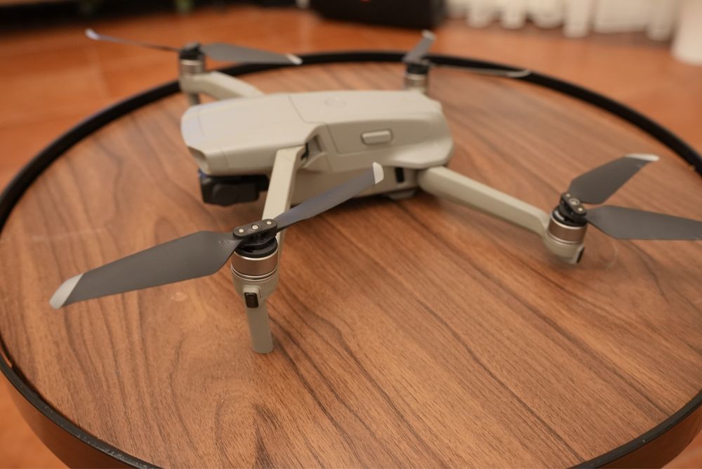 Дрон DJI Mavic Air 2 Fly More Combo