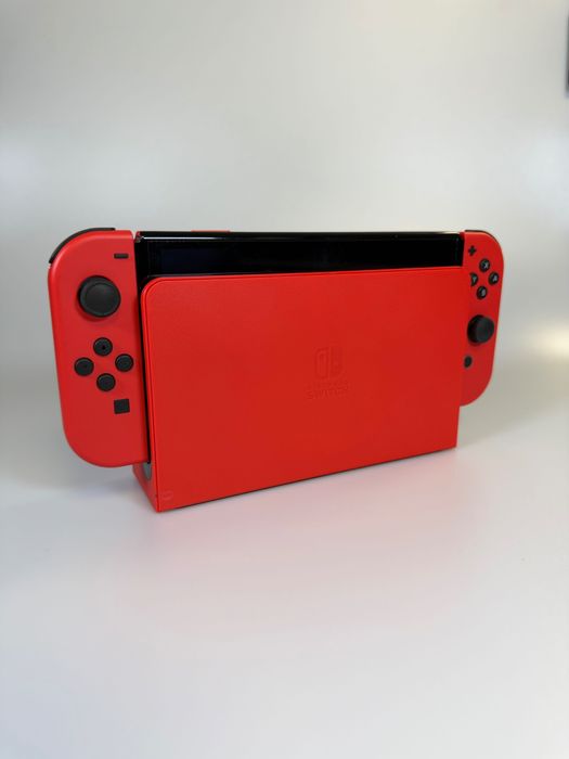 Nintendo Switch Oled 64GB Mario Red Edition