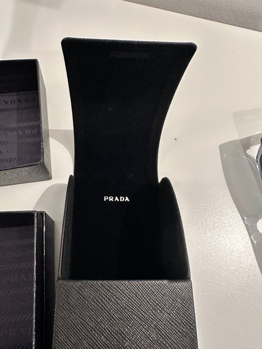 PRADA Слънчеви Очила