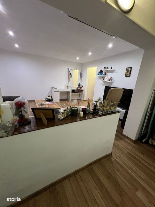 Apartament 3 camere - mobilat si utilat - etaj 2 - zona Lipovei