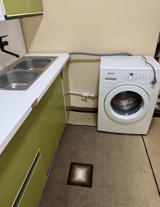 Срочно 1х 2,6 балкон Хакимияат сдаётся