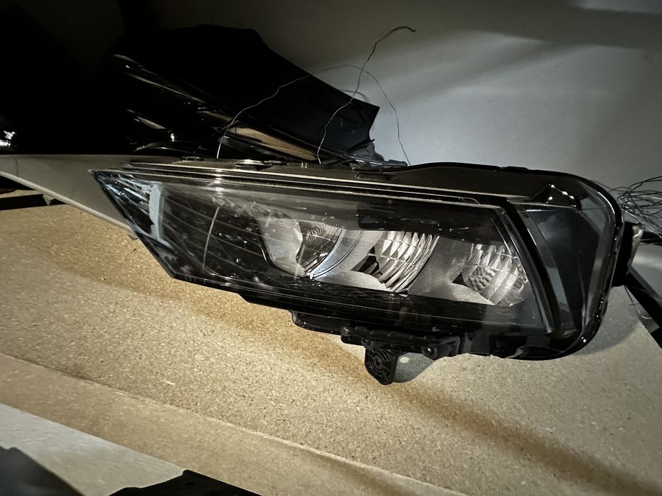 Фара Соната Дн8 рестайлинг