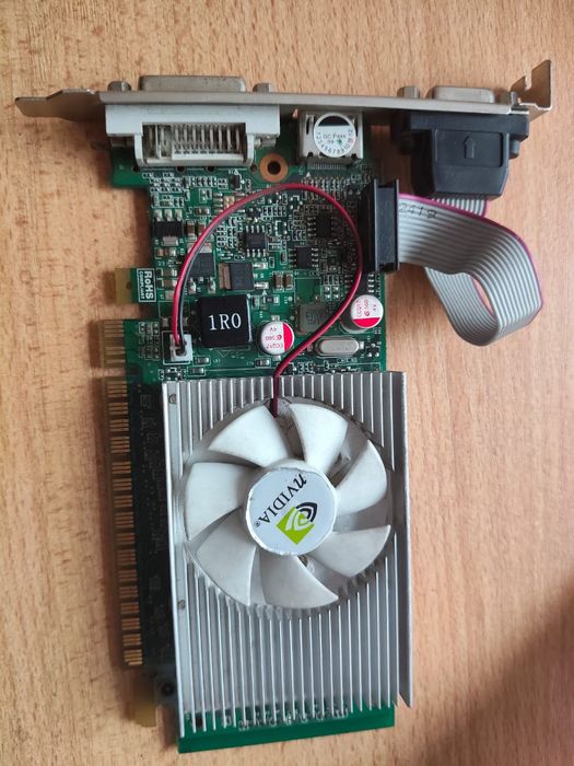 Видеокарта продам торг есть