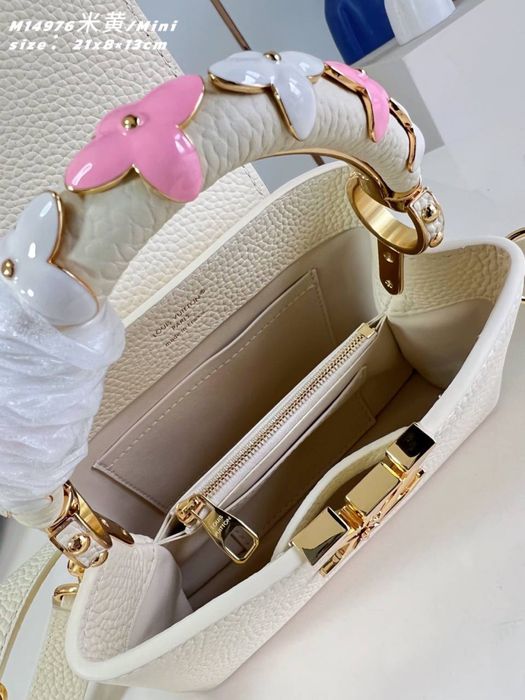 Geanta Louis Vuitton Capucines