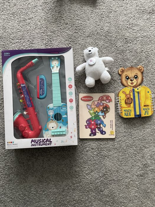 Детски музикални инструменти и други играчки