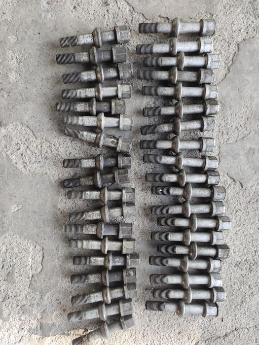 Продам Болты для колёс.