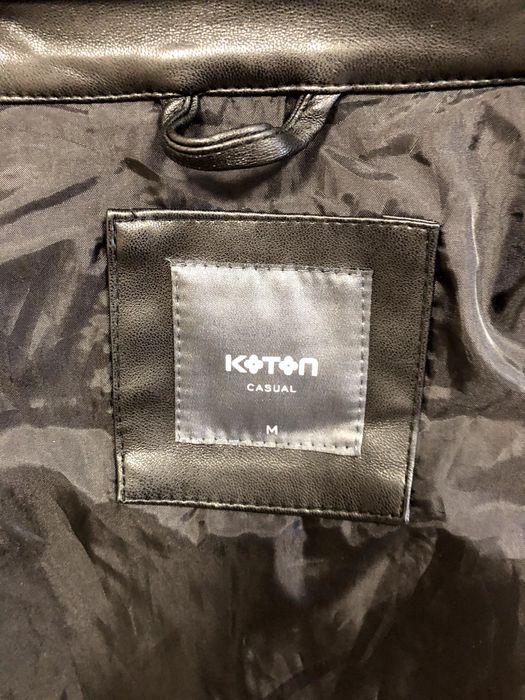 Geacă bărbătească M din piele ecologică, stare impecabilă