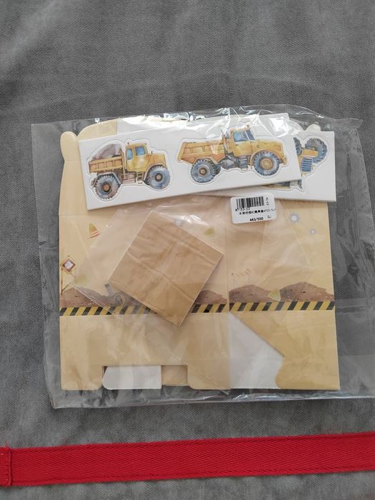 Украса с балони на тема камиони