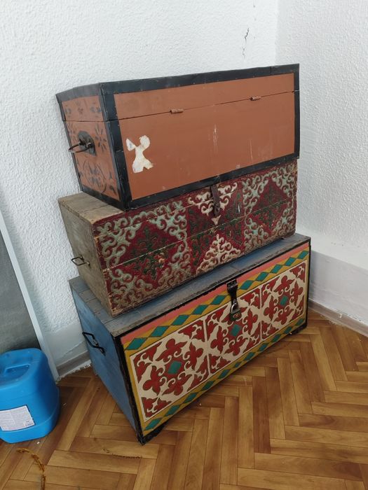 Продам сундуки за символическую сумму