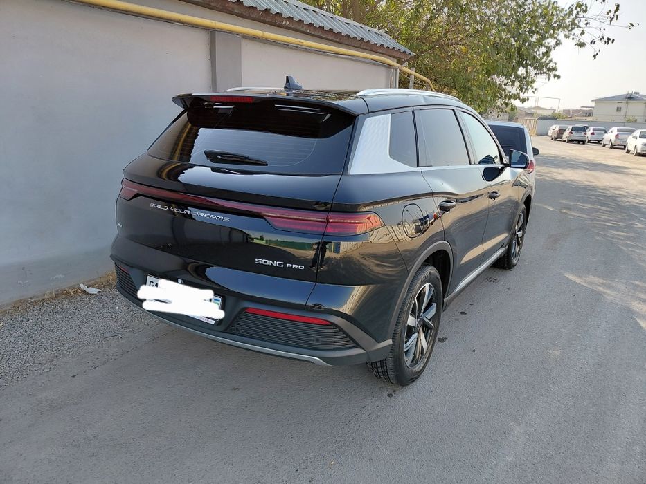 BYD Song Pro Dm-i 71 km