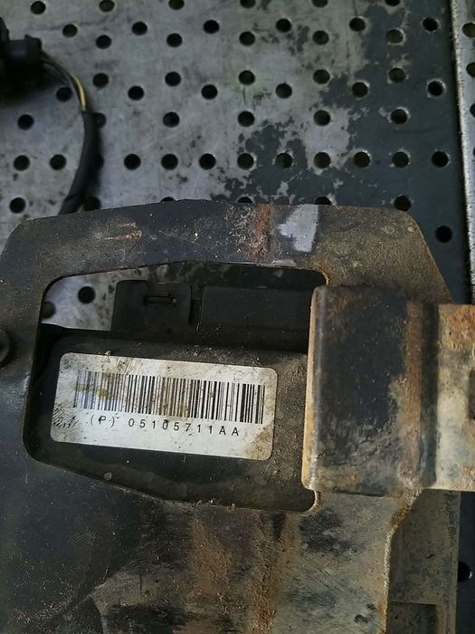 Modul electronic dodge caliber p05105711aa